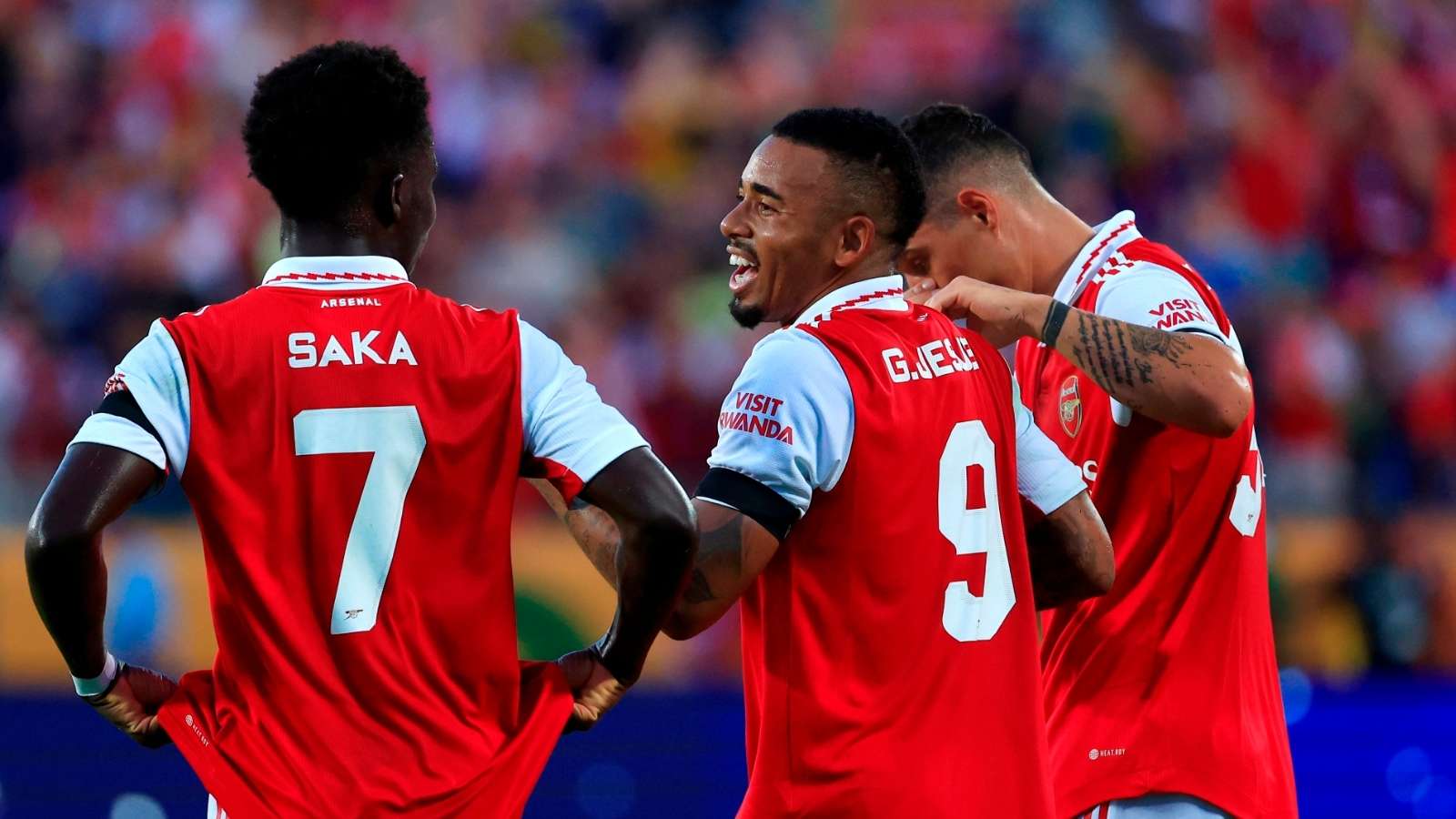 迅速引起了 迅速引起了