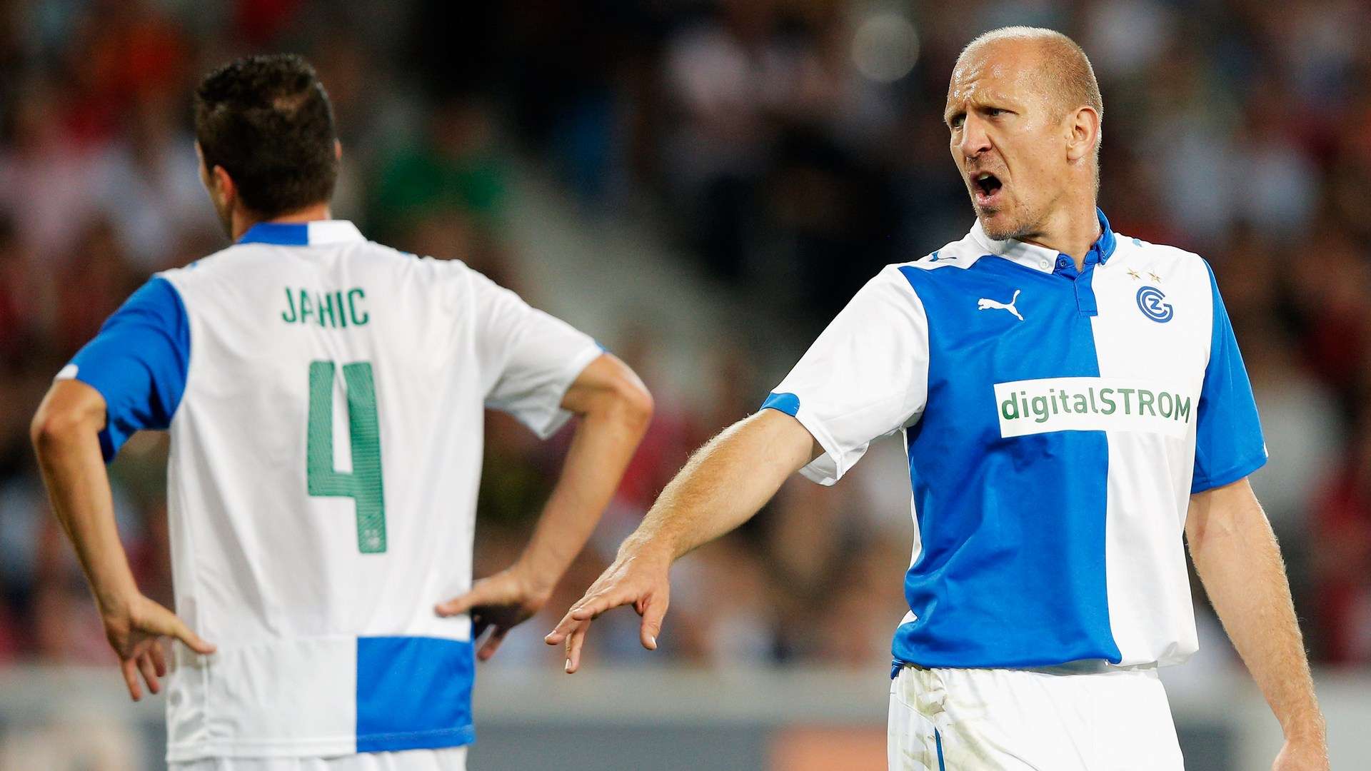 同時也向球 同時也向球